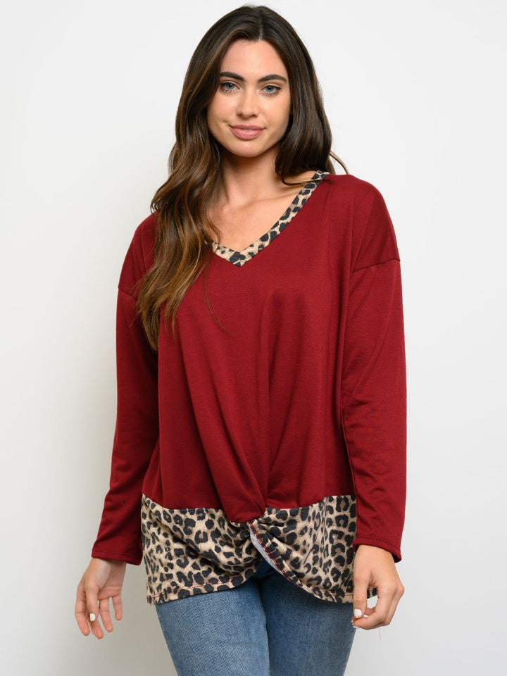 WOMEN'S V NECK LONG SLEEVE ANIMAL PRINT TOP