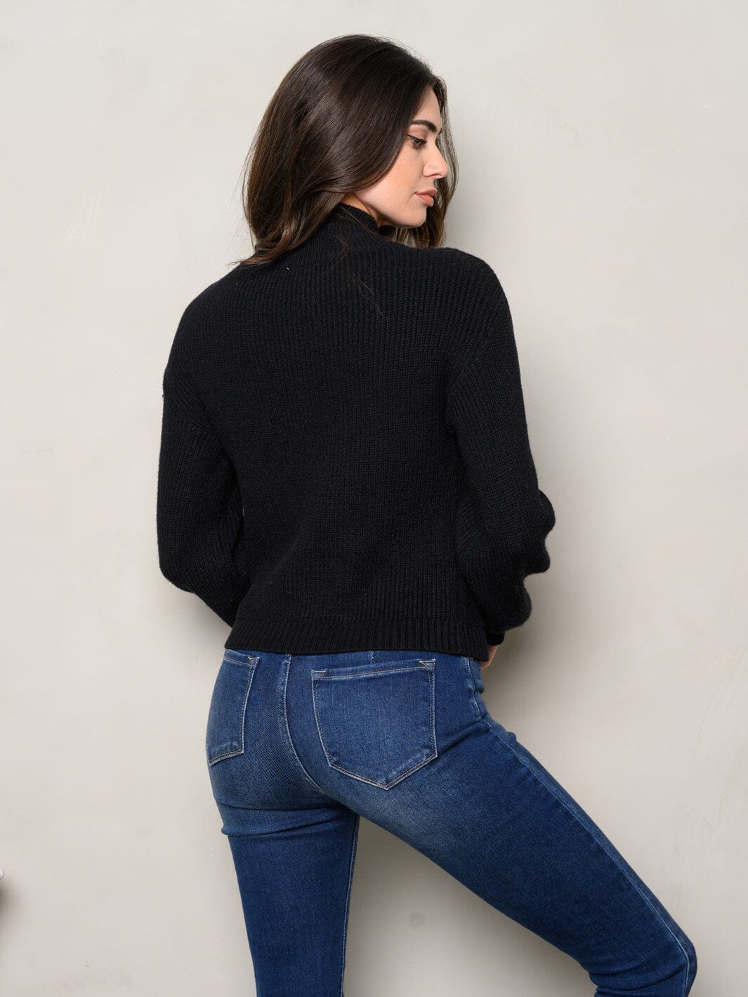 WOMEN'S LONG SLEEVE ZIP UP KNIT SWEATER