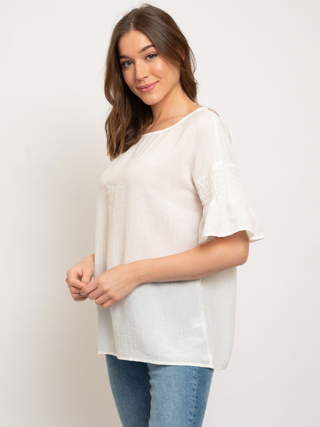 WOMEN'S SMOCKED RUFFLE SLEEVE WOVEN TOP