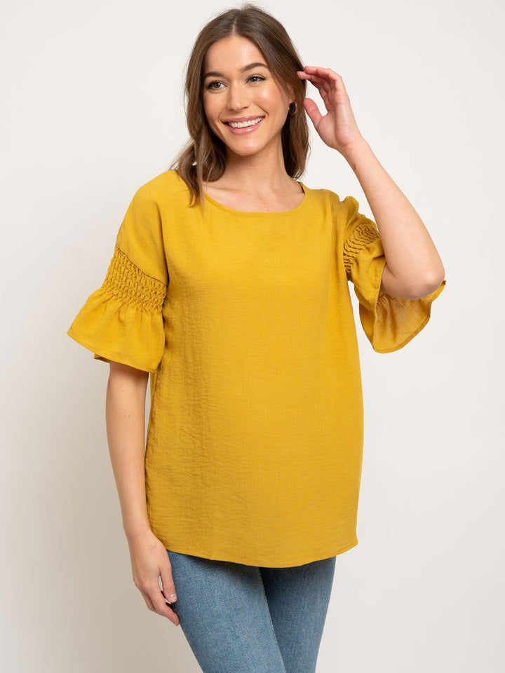WOMEN'S SMOCKED RUFFLE SLEEVE WOVEN TOP