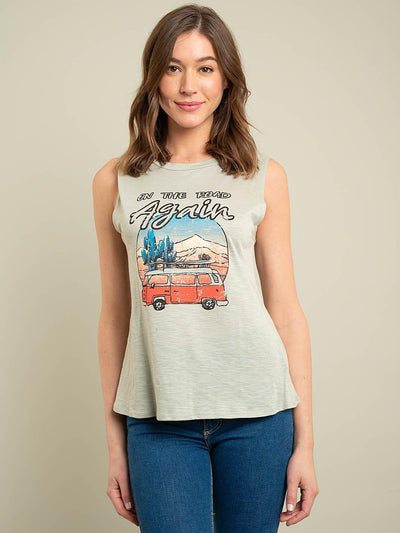 WOMEN'S ON THE ROAD AGAIN GRAPHIC TOP