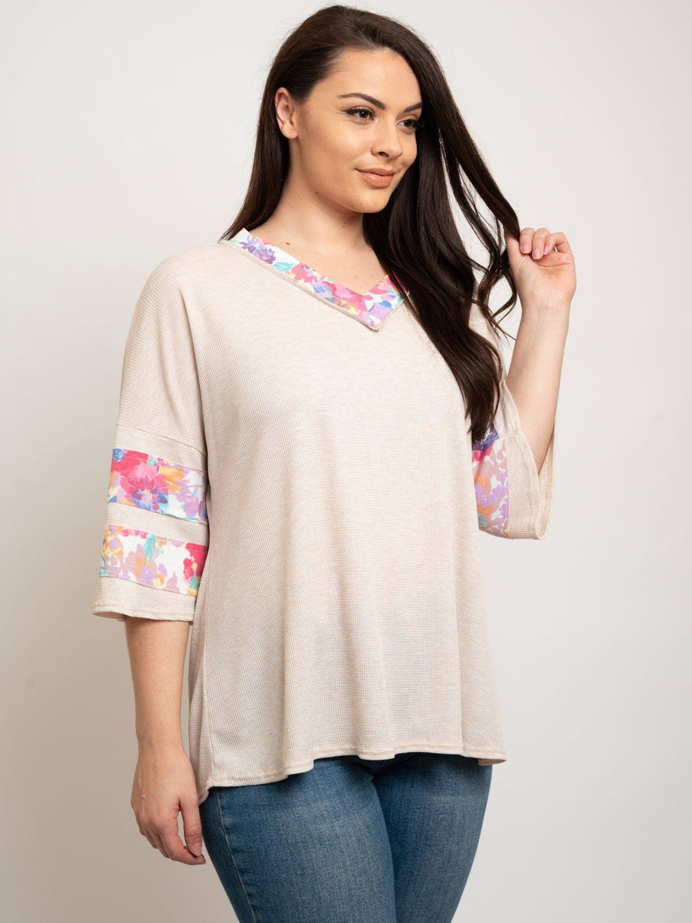 PLUS SIZE V-NECK TUNIC TOP