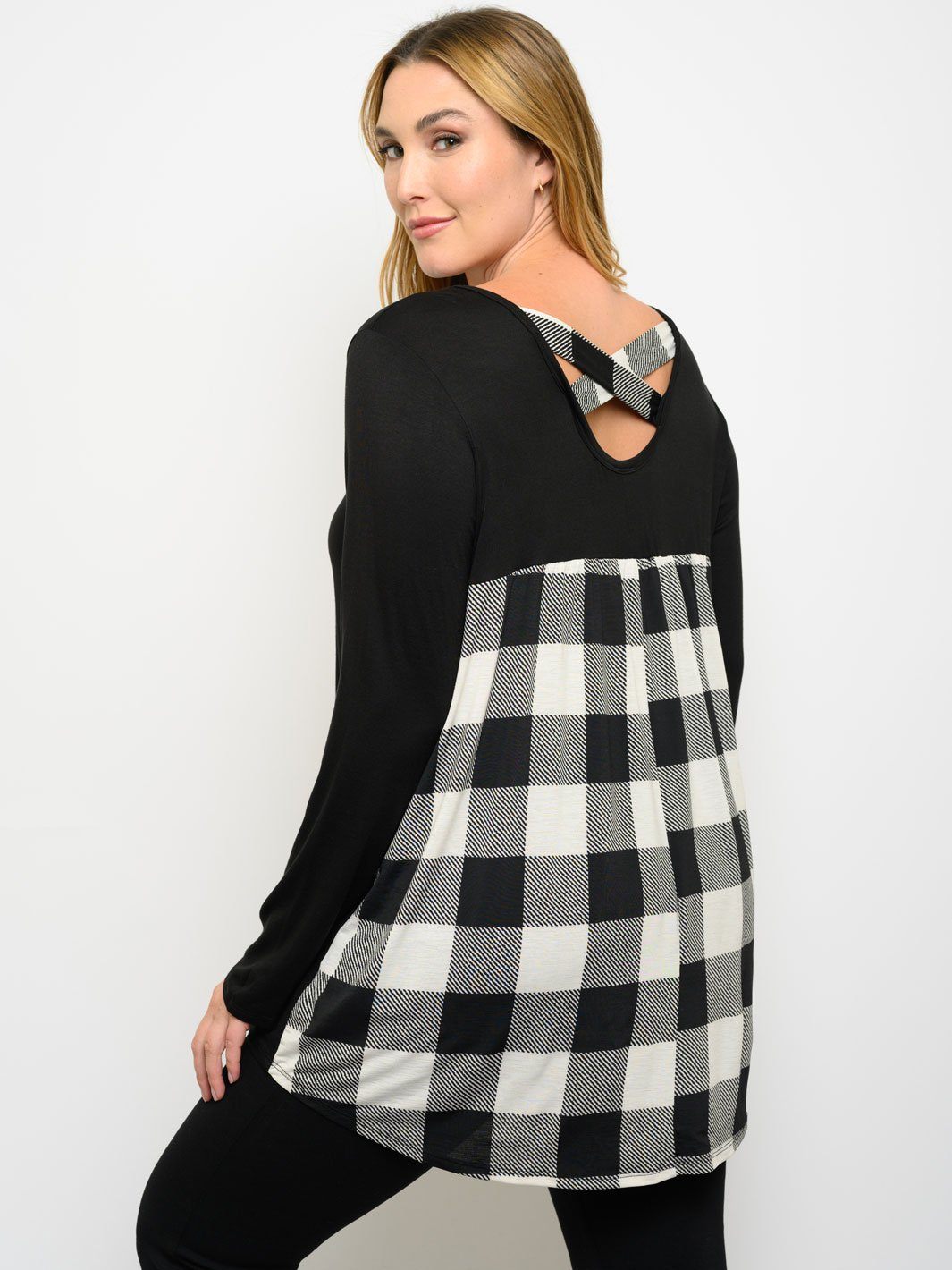 PLUS SIZE LONG SLEEVE PLAID BACK TUNIC TOP