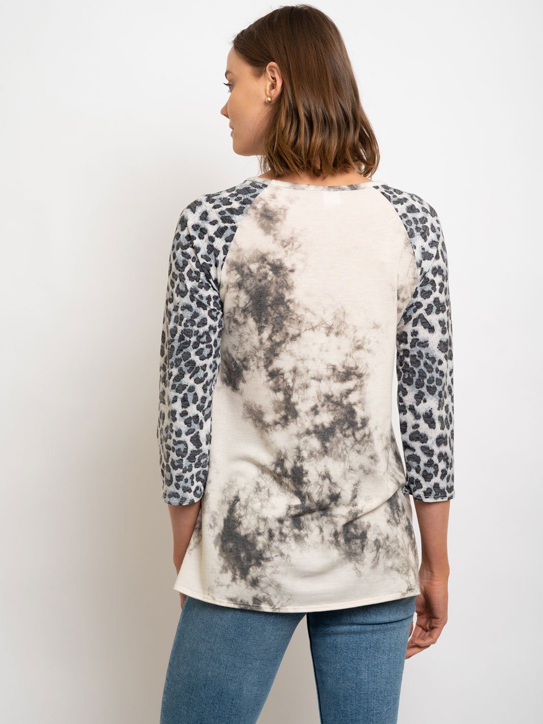 WOMEN'S 3/4 SLEEVES ANIMAL PRINT TOP