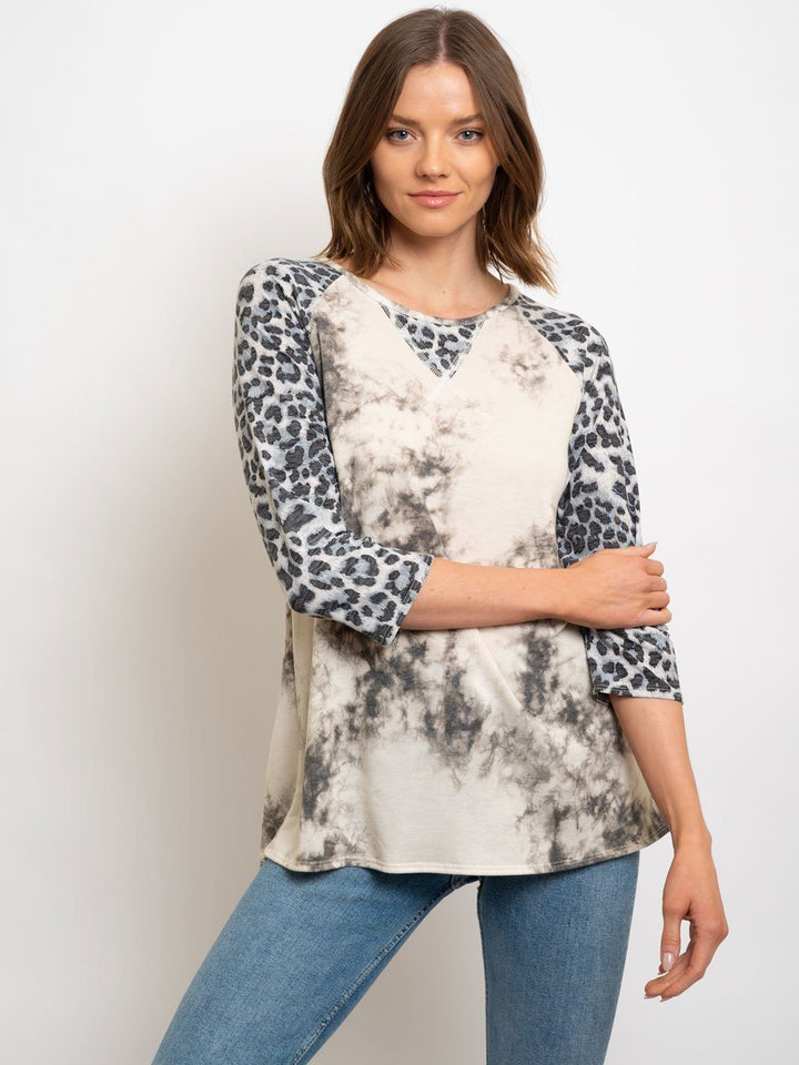 WOMEN'S 3/4 SLEEVES ANIMAL PRINT TOP