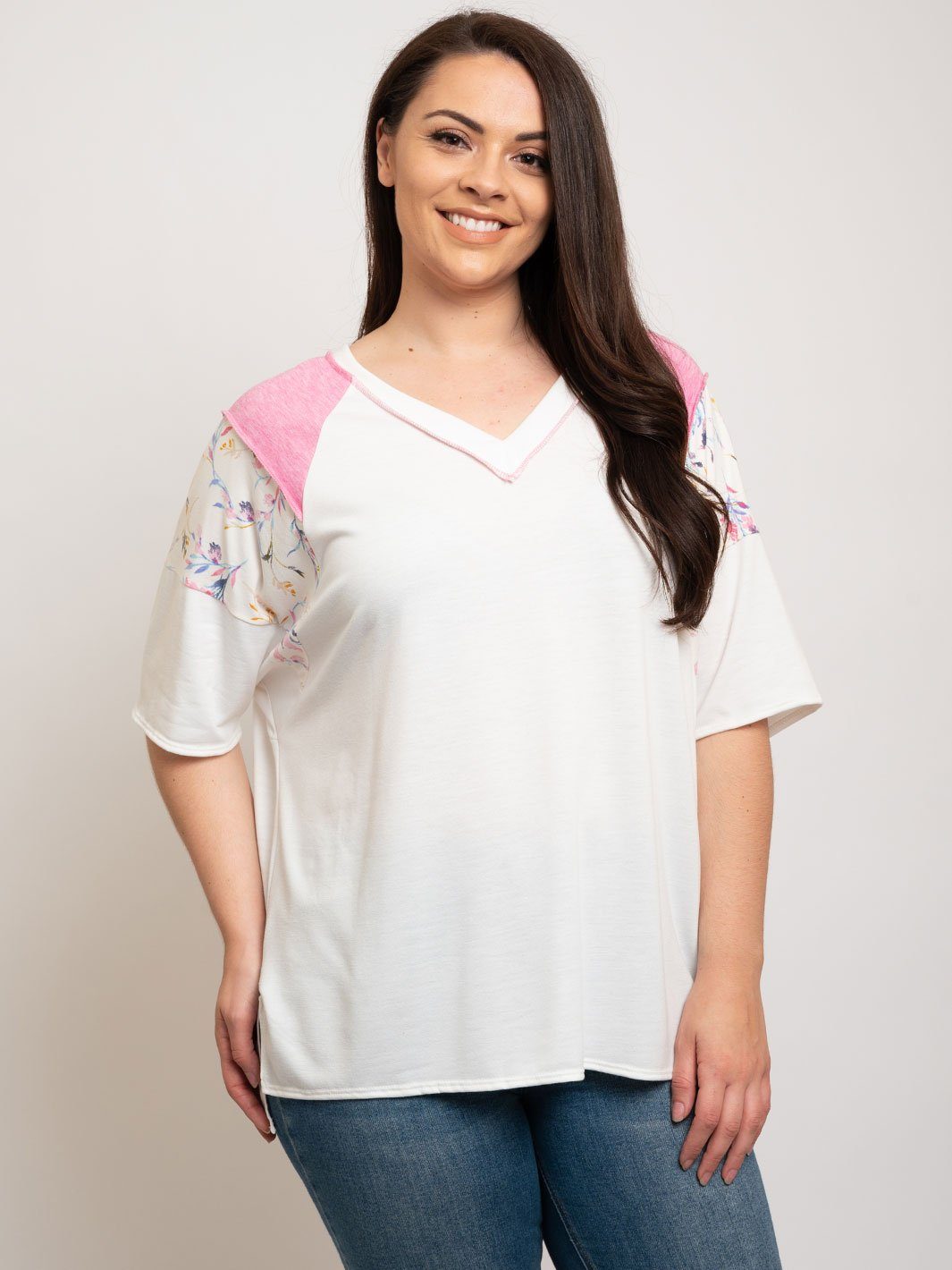 PLUS SIZE V-NECK TUNIC TOP