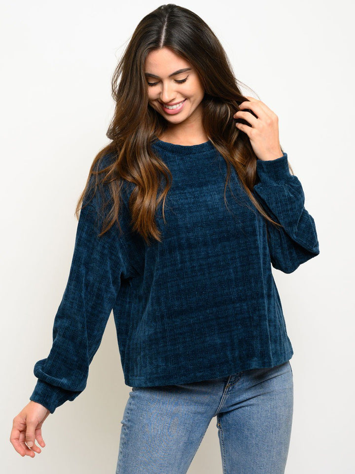 WOMEN'S LONG SLEEVE SWEATER