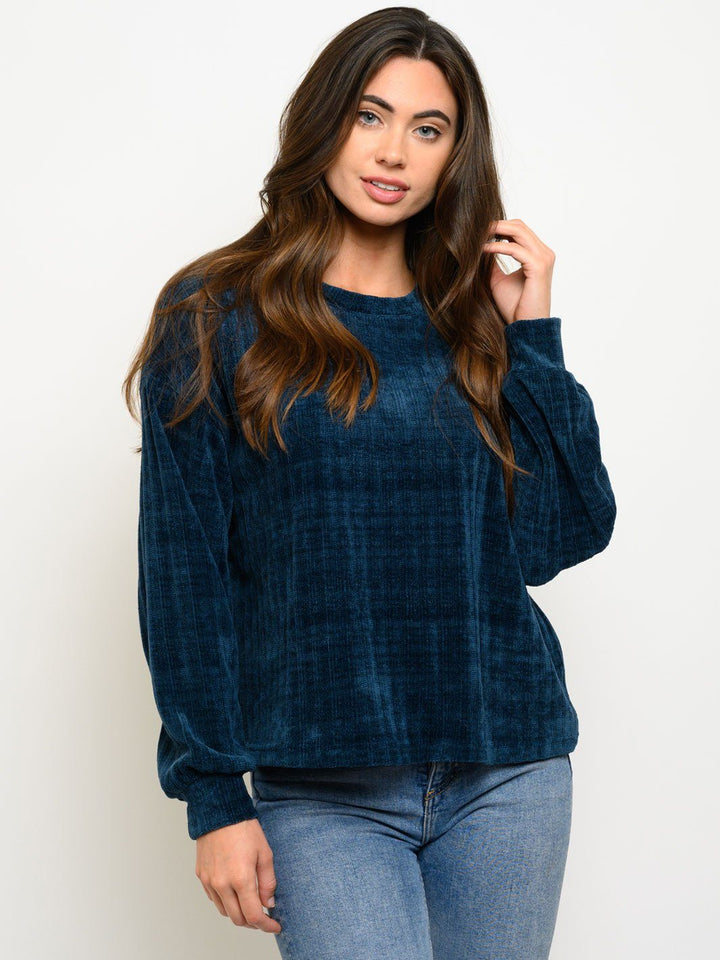 WOMEN'S LONG SLEEVE SWEATER