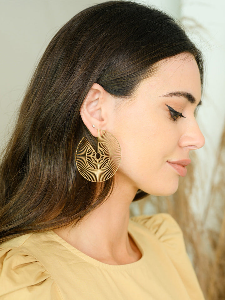 WOMEN'S GOLD FILIGREE HOOP EARRING