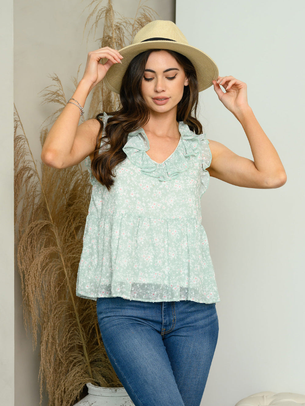 WOMEN'S SLEEVELESS V-NECK FLORAL TANK TOP