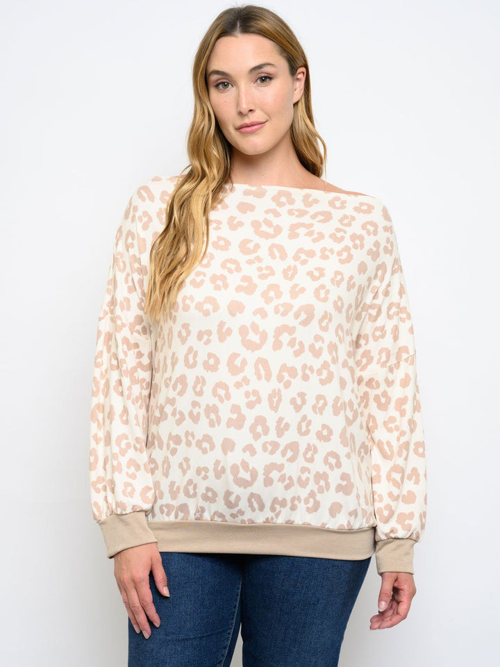 PLUS SIZE LONG SLEEVE ANIMAL PRINT TOP