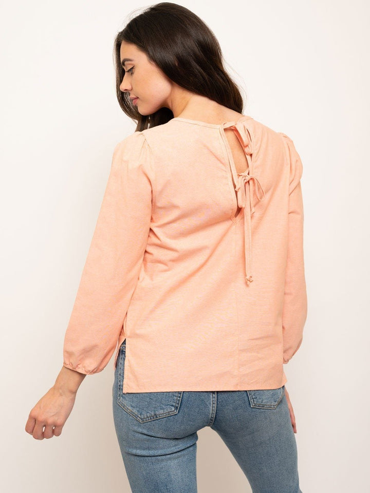 WOMEN'S 3/4 SLEEVES BACK DETAIL TOP