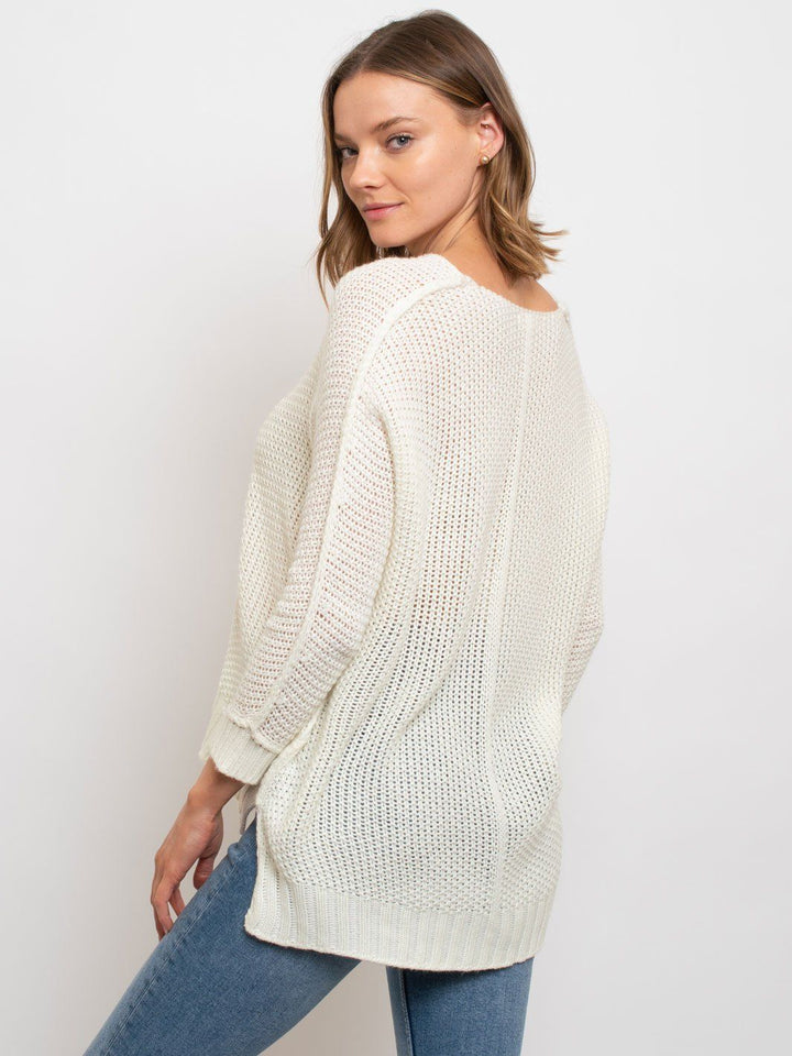 WOMEN'S SOLID HIGH LOW SWEATER