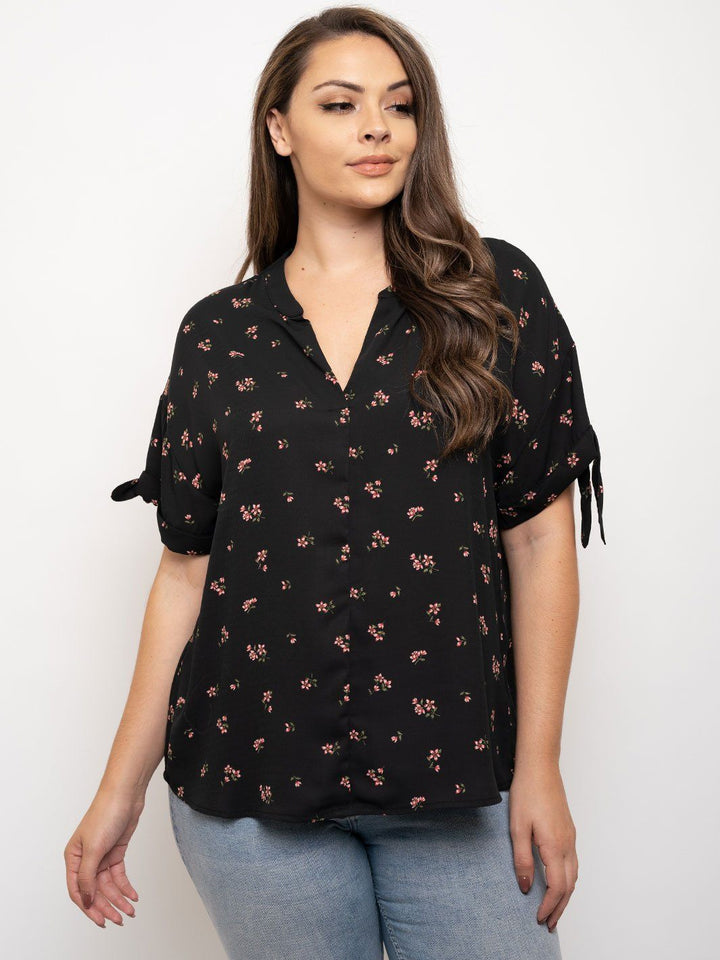 PLUS SIZE 3/4 SLEEVE FLORAL TOP