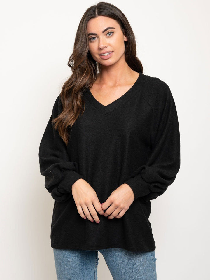 WOMEN'S LONG SLEEVE V-NECK TOP