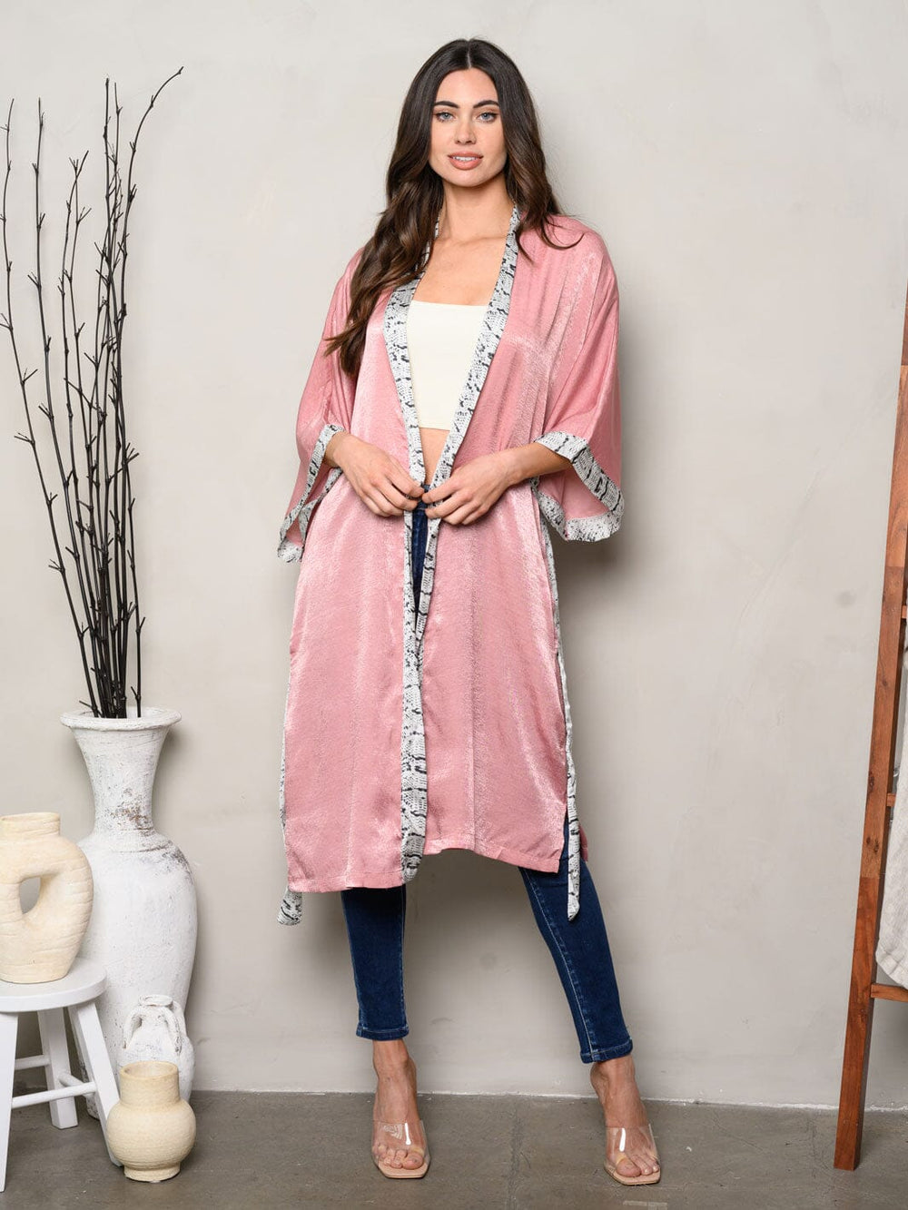 WOMEN'S SHORT SLEEVES ANIMAL PRINT KIMONO