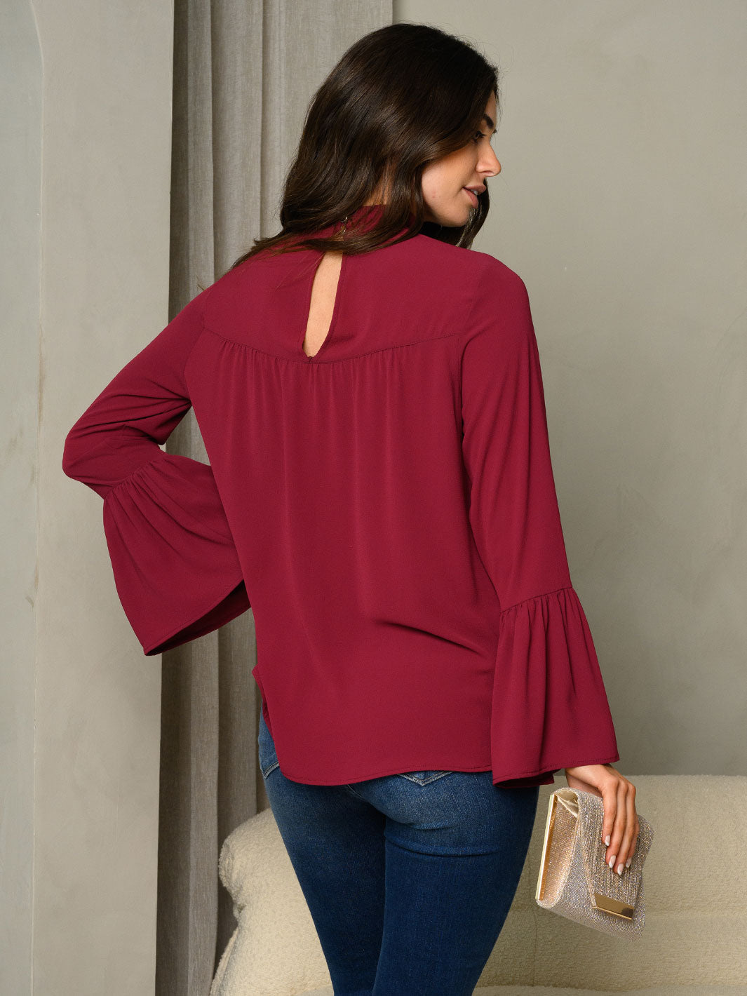 WOMEN'S MOCK NECK BELL LONG SLEEVE TOP