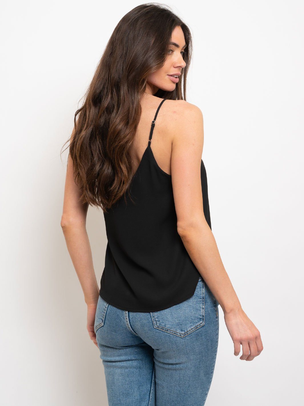 WOMEN'S KEYHOLE TANK TOP