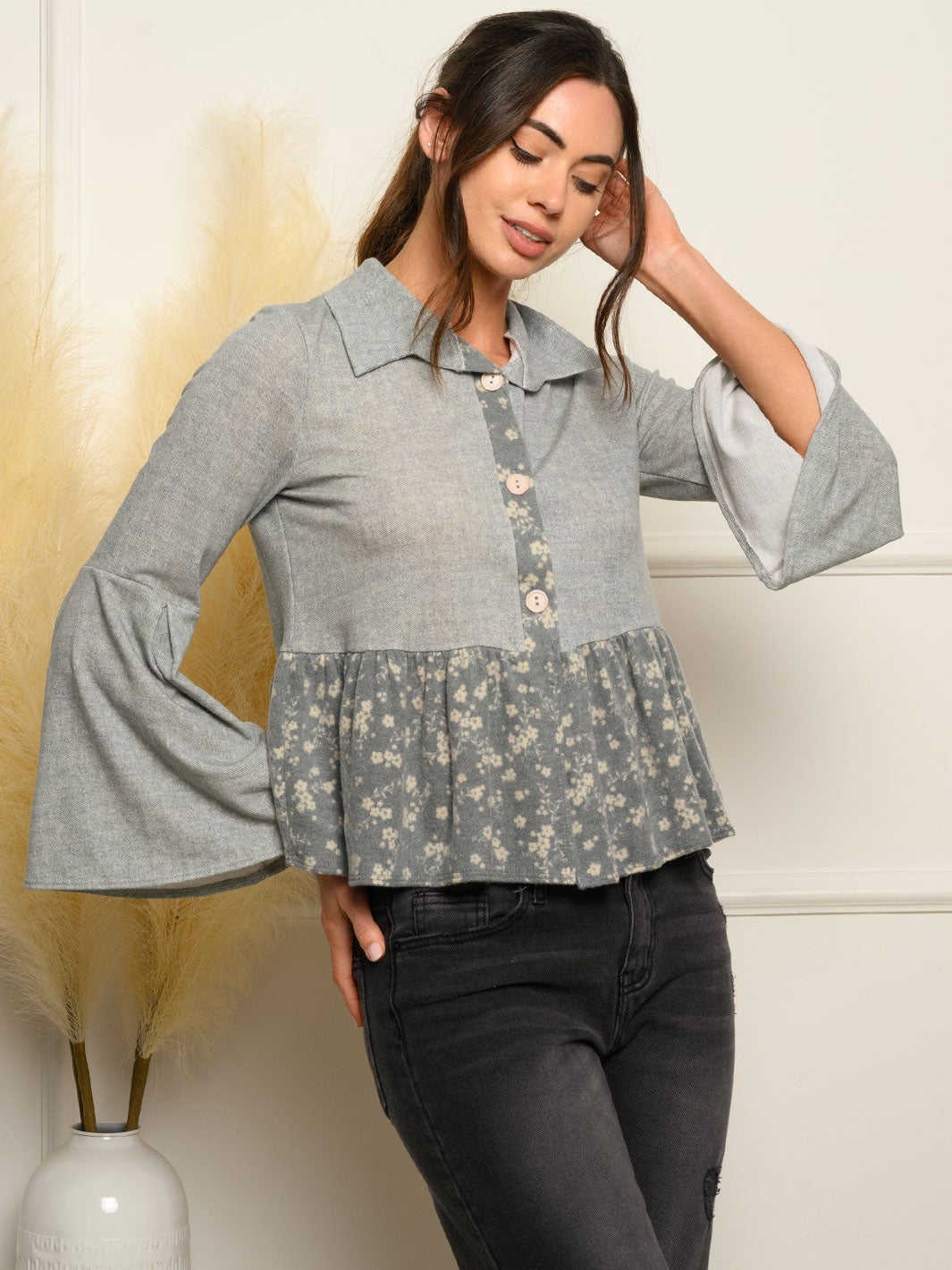 WOMEN'S LONG BELL SLEEVE BUTTON UP FLORAL TOP