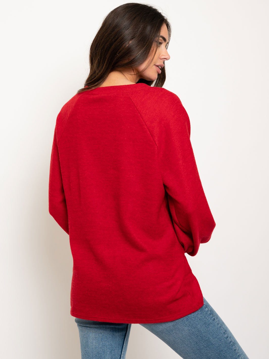 WOMEN'S LONG SLEEVE V-NECK TOP