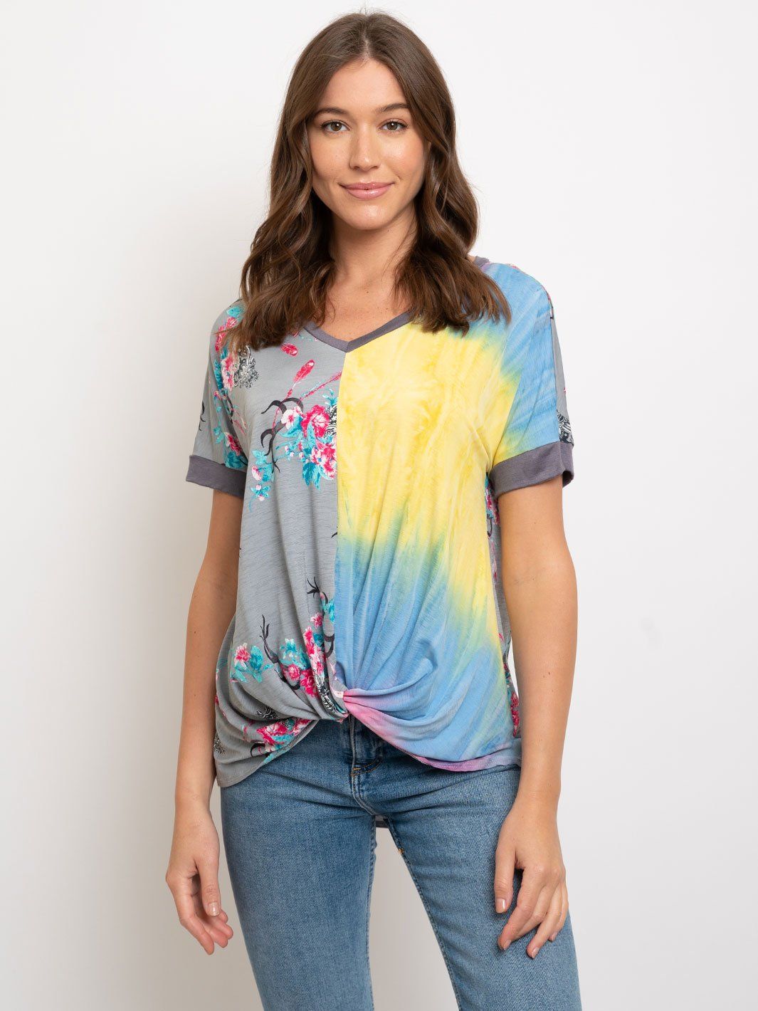 WOMEN'S FRONT KNOT MULTI PRINT TOP