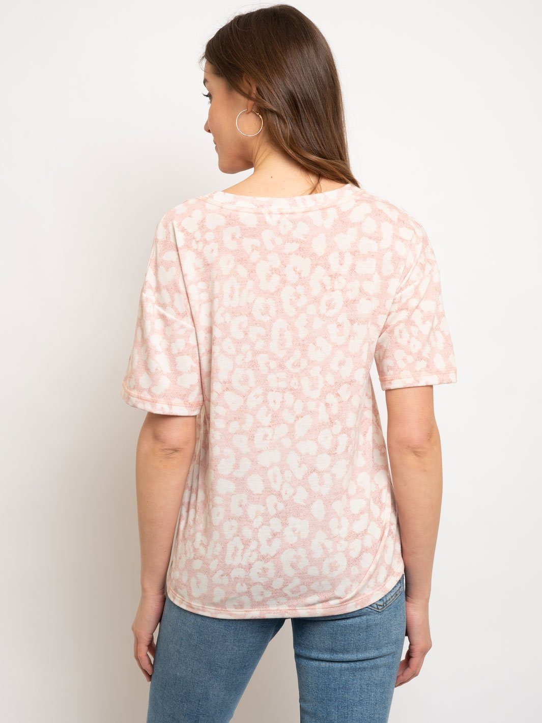 WOMEN'S V-NECK SHORT SLEEVE TOP