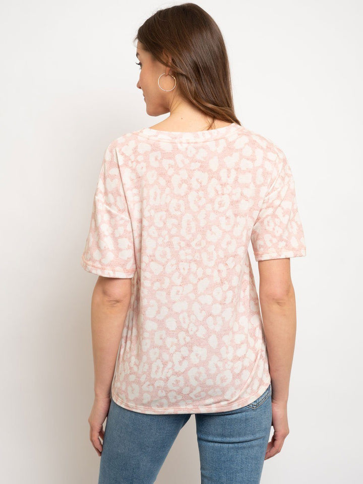 WOMEN'S V-NECK SHORT SLEEVE TOP