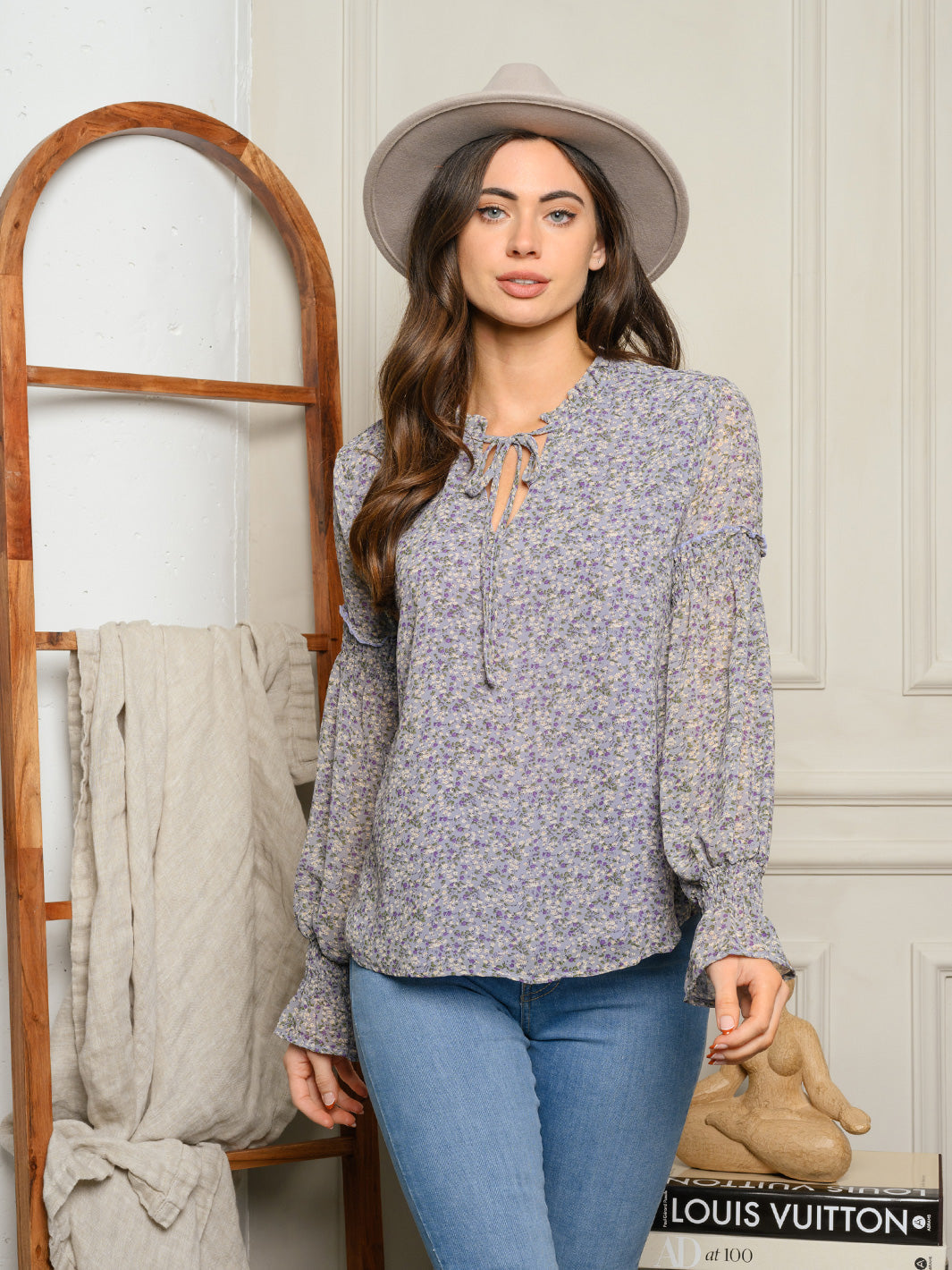 WOMEN'S SMOCKED LONG SLEEVE FLORAL TOP