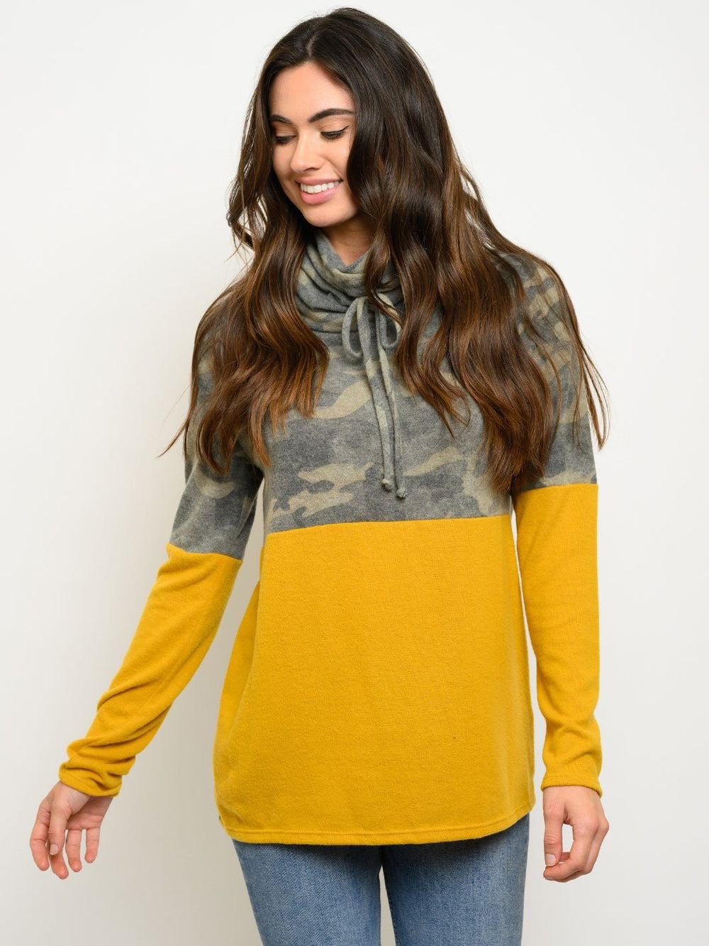 WOMEN'S LONG SLEEVE TURTLE NECK TOP