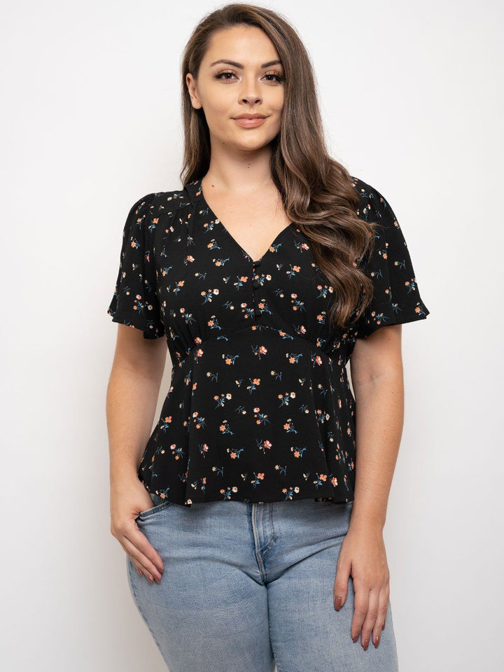 PLUS SIZE FLORAL BUTTON DETAIL PEPLUM TOP