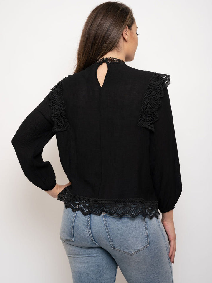 PLUS SIZE LACE TRIM LONG SLEEVE TOP