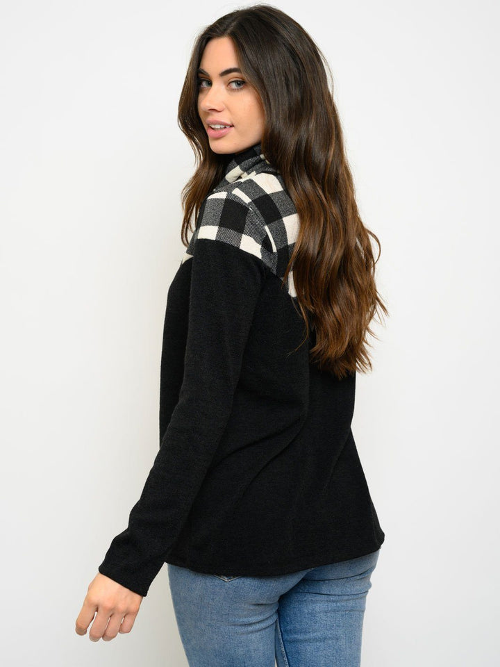WOMEN'S TURTLE NECK LONG SLEEVE PLAID TOP