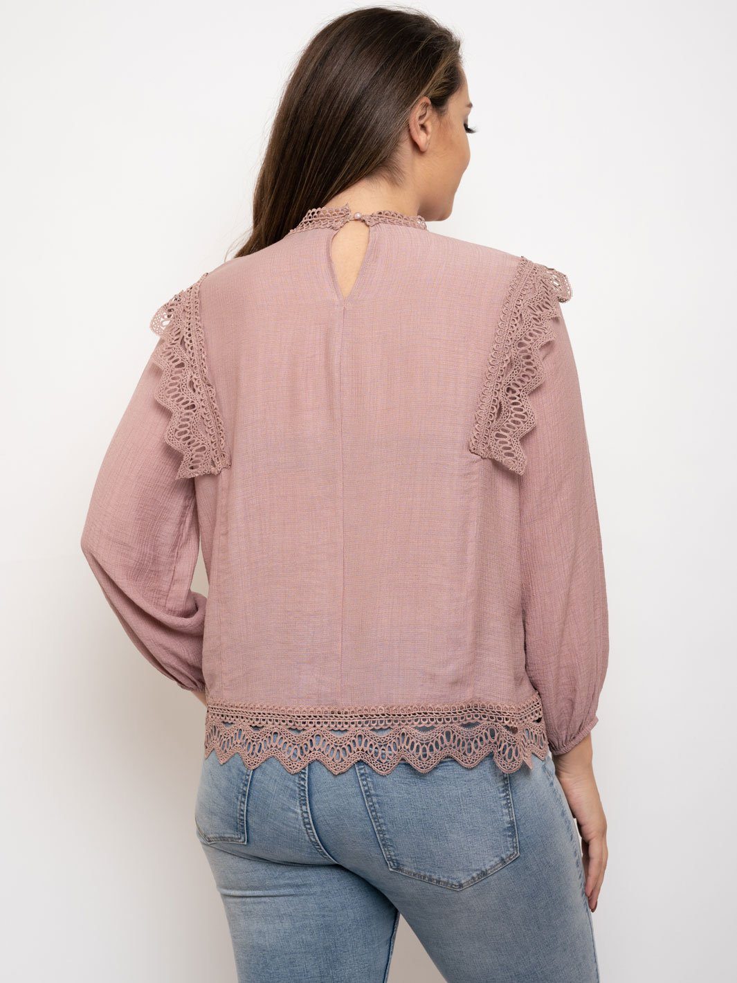 PLUS SIZE LACE TRIM LONG SLEEVE TOP