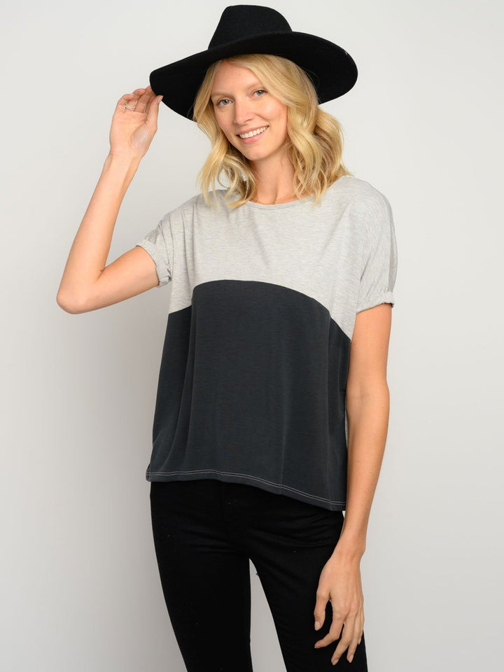WOMEN'S SHORT SLEEVE COLOR BLOCK TOP