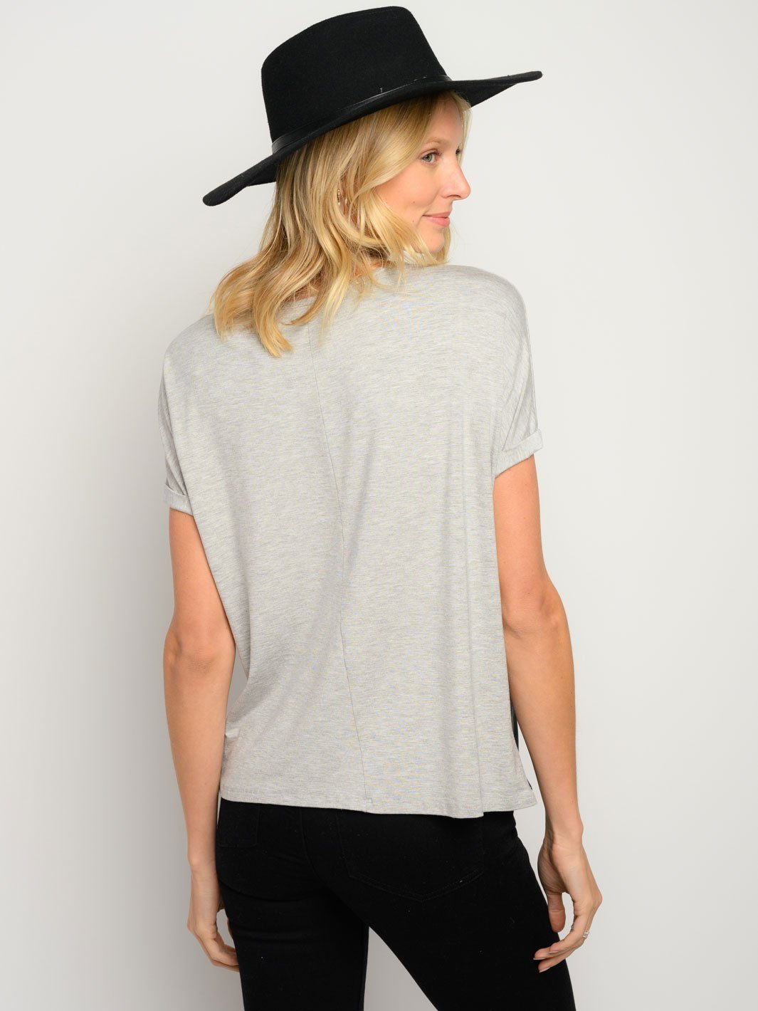 WOMEN'S SHORT SLEEVE COLOR BLOCK TOP