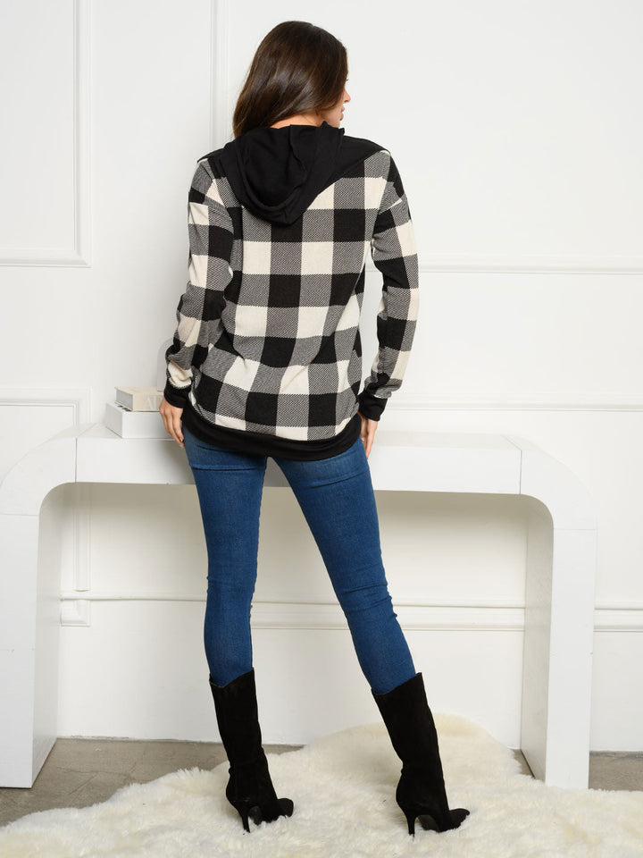 WOMEN'S BUFFALO PLAID CONTRAST SOLID HOODIE SWEATER