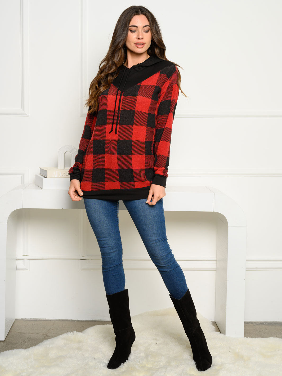WOMEN'S BUFFALO PLAID CONTRAST SOLID HOODIE SWEATER
