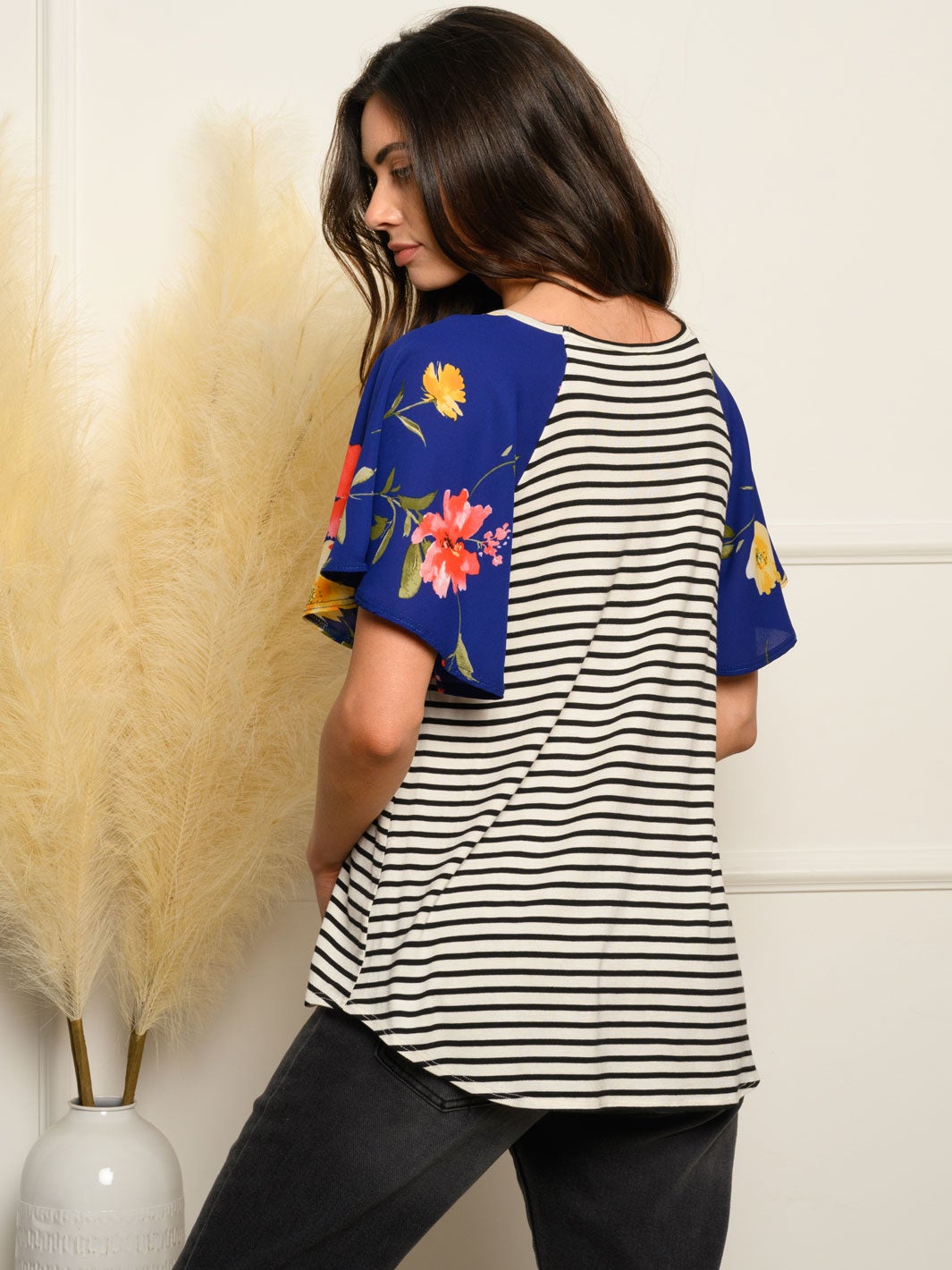 WOMEN'S STRIPES WITH FLORAL RUFFLE SHORT SLEEVES