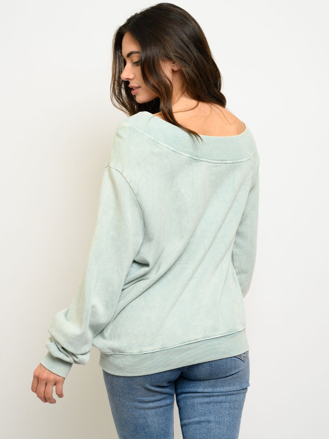 WOMEN'S GARMENT DYED LONG SLEEVE SWEATSHIRT