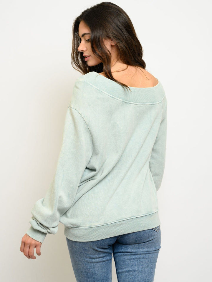 WOMEN'S GARMENT DYED LONG SLEEVE SWEATSHIRT