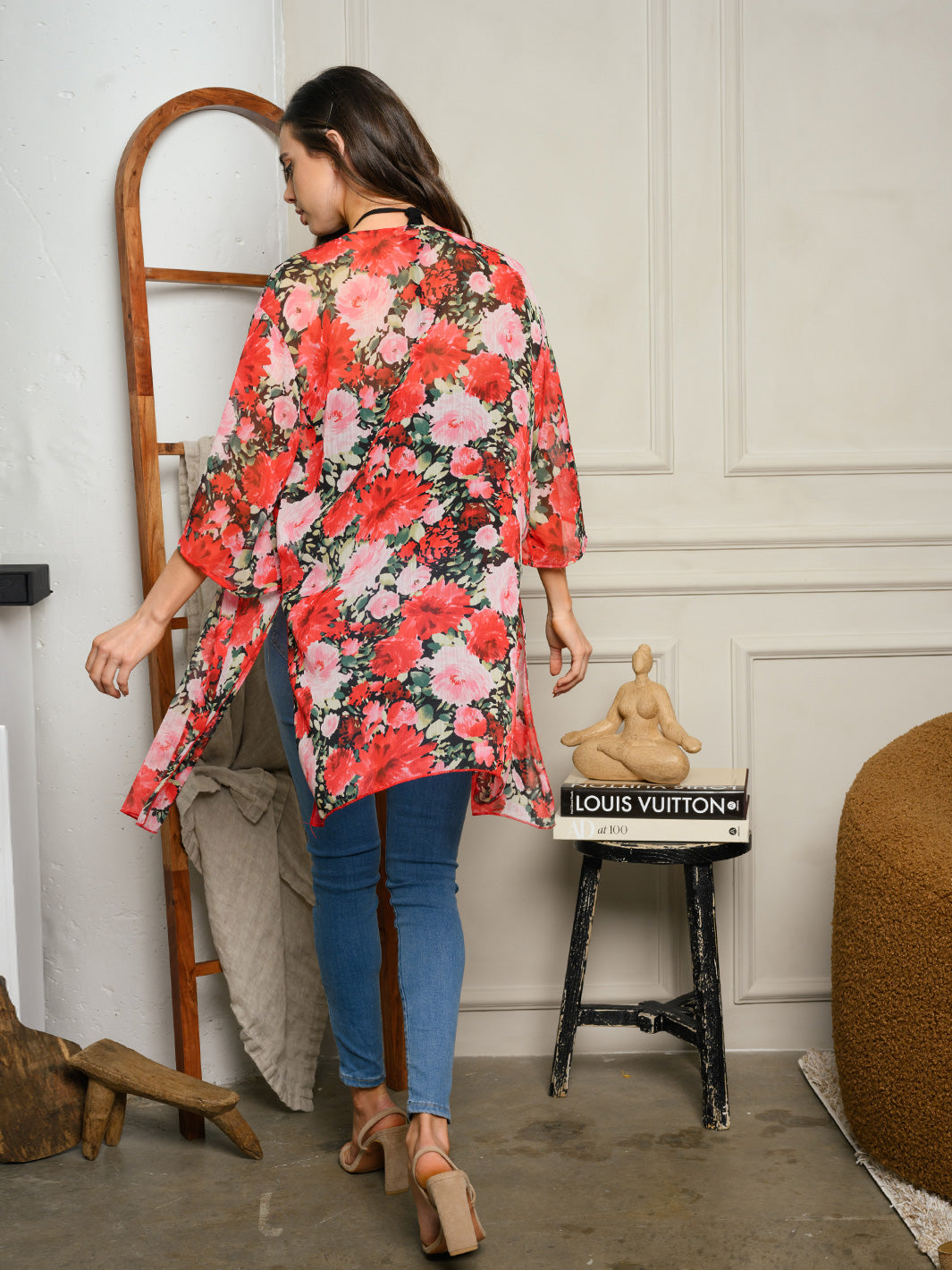WOMEN'S SHORT SLEEVE FLORAL KIMONO