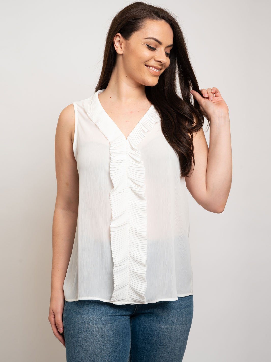 PLUS SIZE PLEATED PLACKET SLEEVELESS TOP