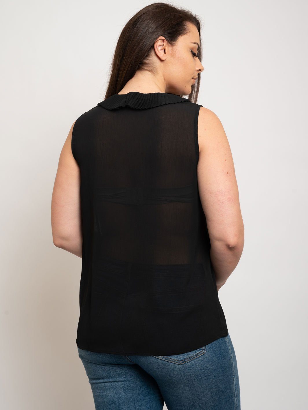 PLUS SIZE PLEATED PLACKET SLEEVELESS TOP