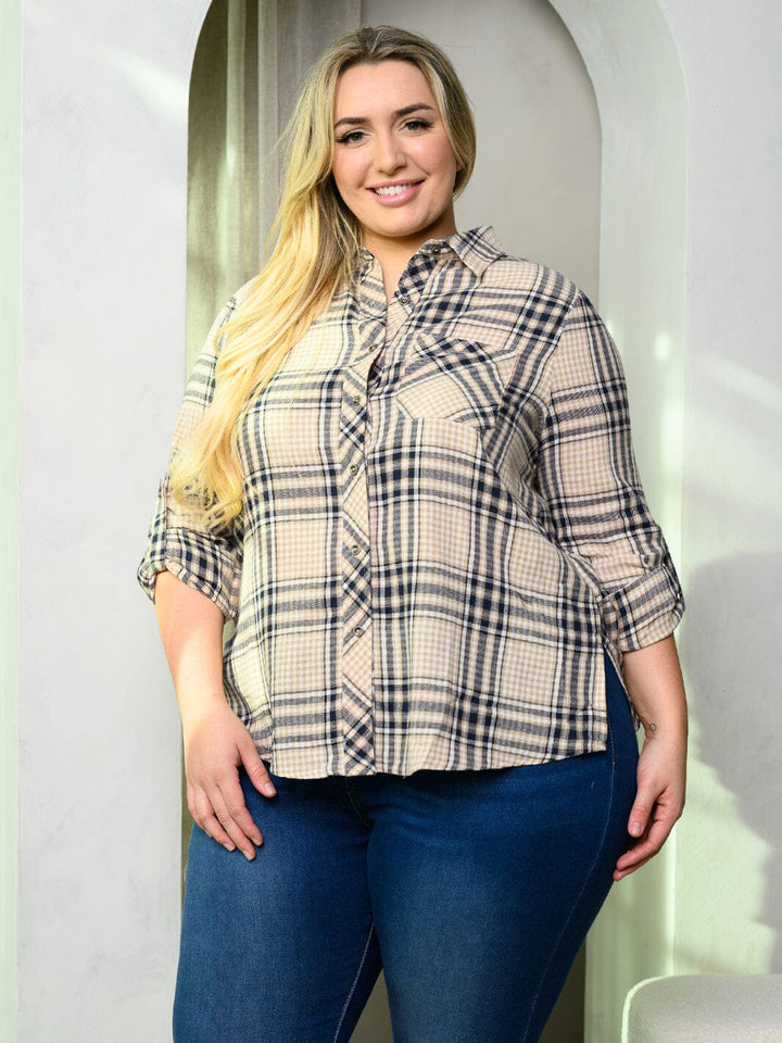 PLUS SIZE LONG SLEEVE BUTTON UP PLAID TOP