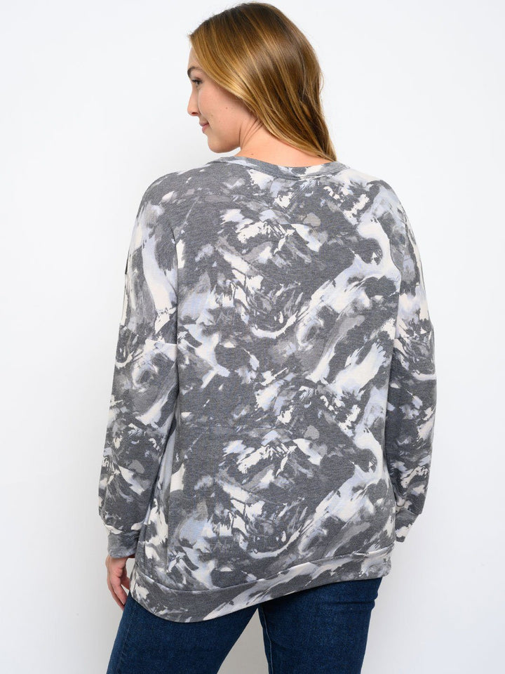 PLUS SIZE CHEVRON LONG SLEEVE TOP