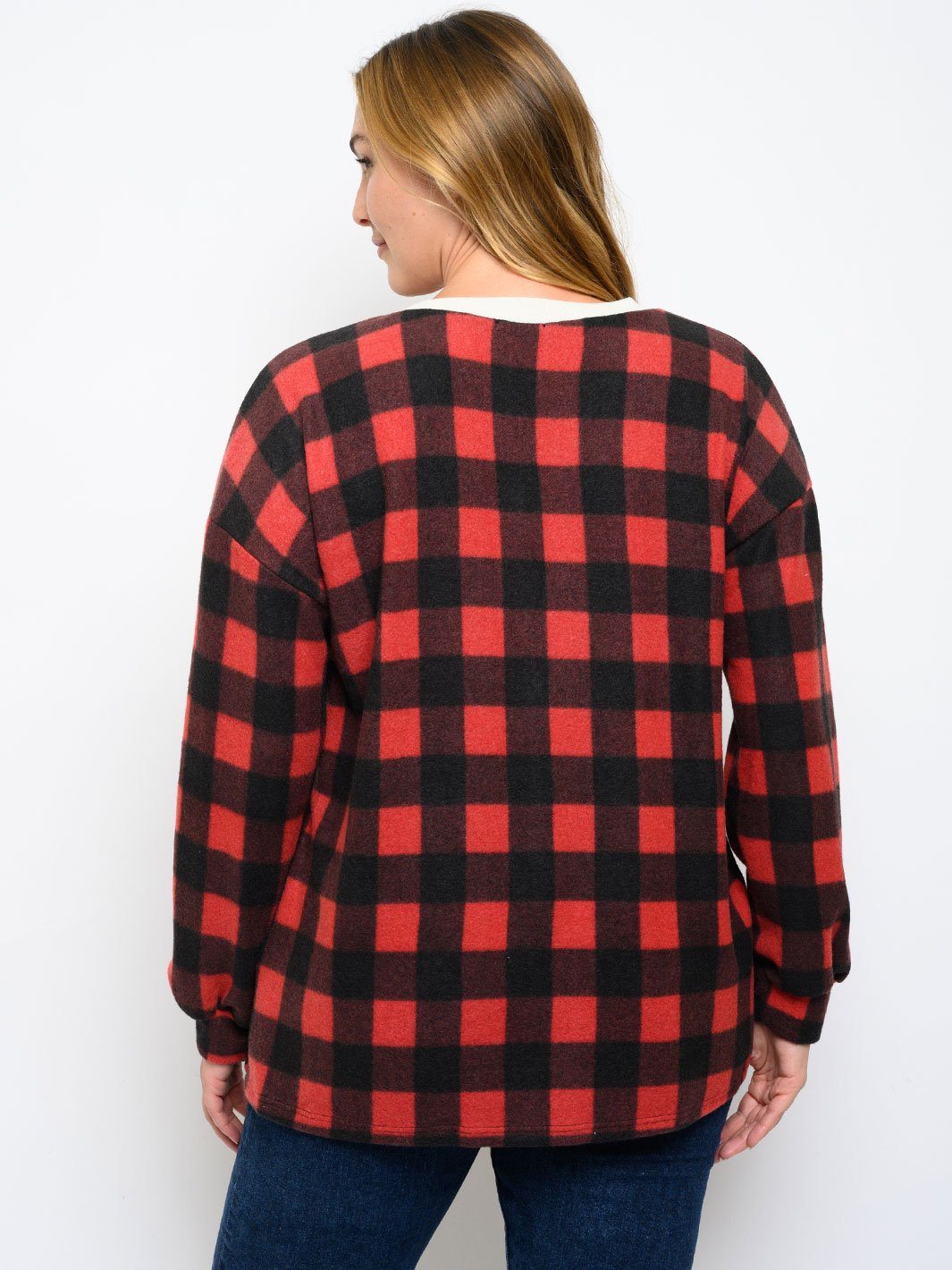 PLUS SIZE LONG SLEEVE BUTTON DETAIL PLAID TOP