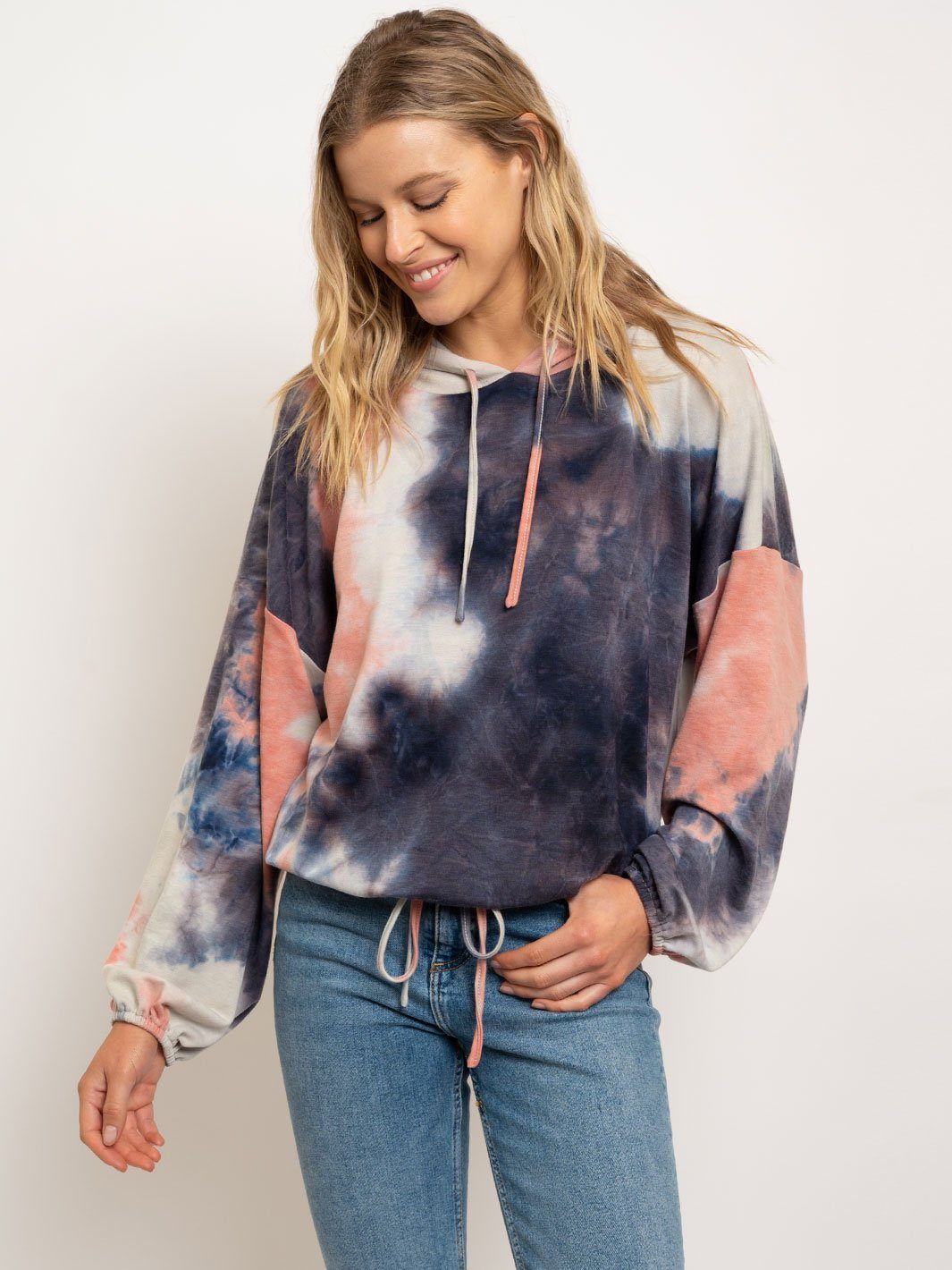 WOMEN'S TIE DYE HOODIE SWEATER
