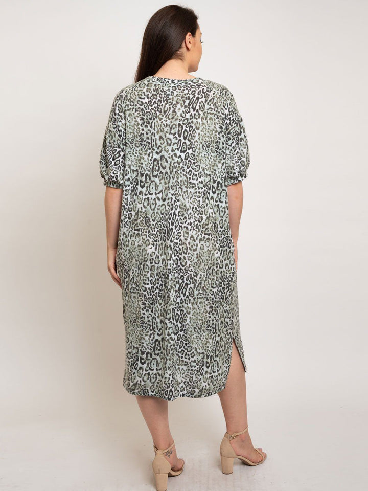 PLUS SIZE ANIMAL PRINT POCKETS DRESS