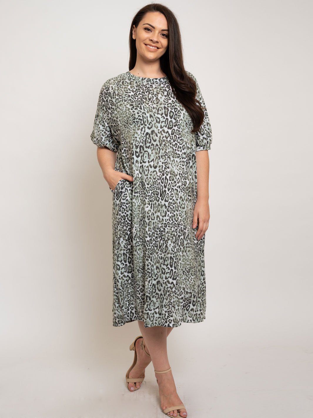 PLUS SIZE ANIMAL PRINT POCKETS DRESS