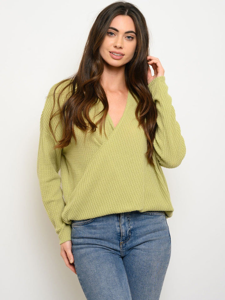 WOMEN'S LONG SLEEVE SURPLICE TOP